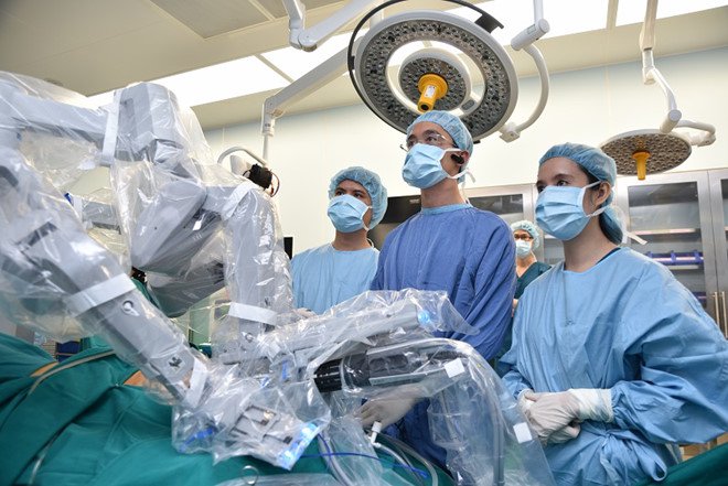 Điều trị u xơ tử cung bằng phẫu thuật robot