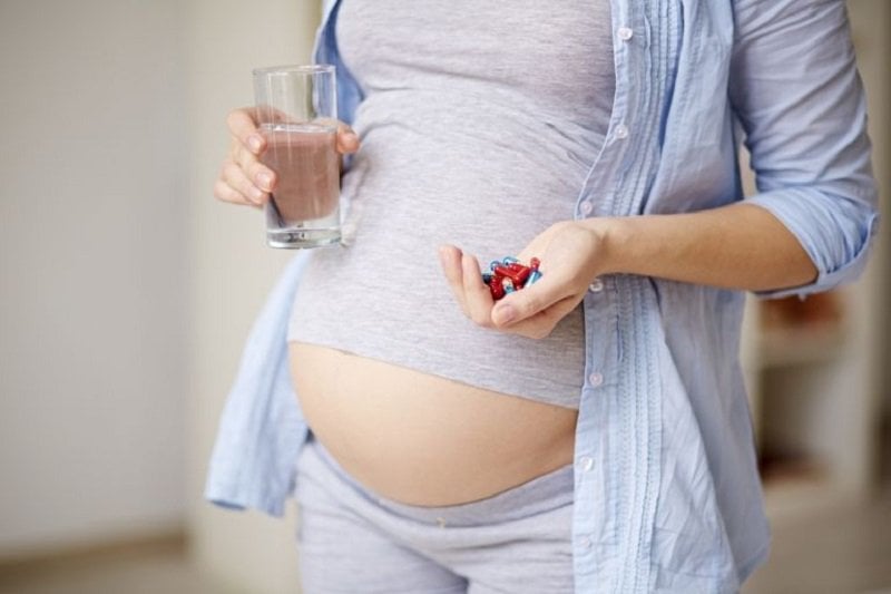 Ợ nóng, đau dạ dày khi mang thai: Những điều cần lưu ý