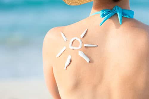 Kem chống nắng vật lý bảo vệ làn da của bạn theo cơ chế phản xạ ánh sáng