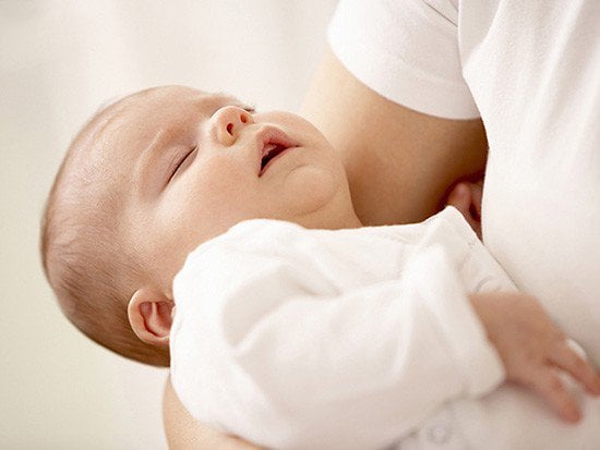 Viêm đường hô hấp trên ở trẻ sơ sinh