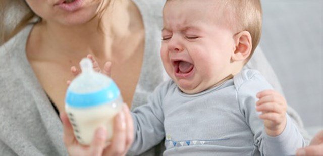 Đề phòng sặc sữa ở trẻ sơ sinh