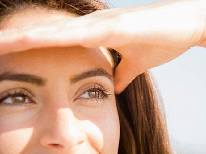 Tác hại của tia cực tím (tia UV) tới mắt