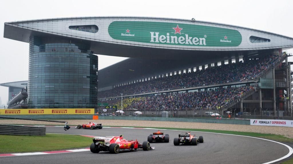Hoãn chặng đua F1 tại Thượng Hải (Trung Quốc)