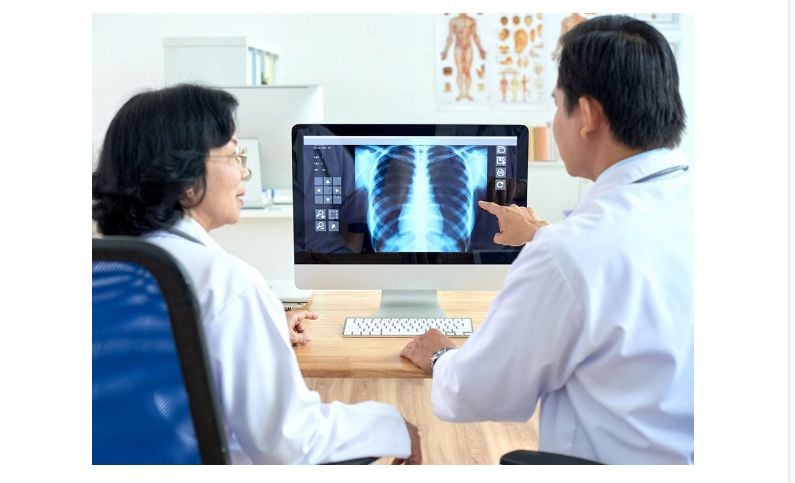 X quang viêm phổi thùy