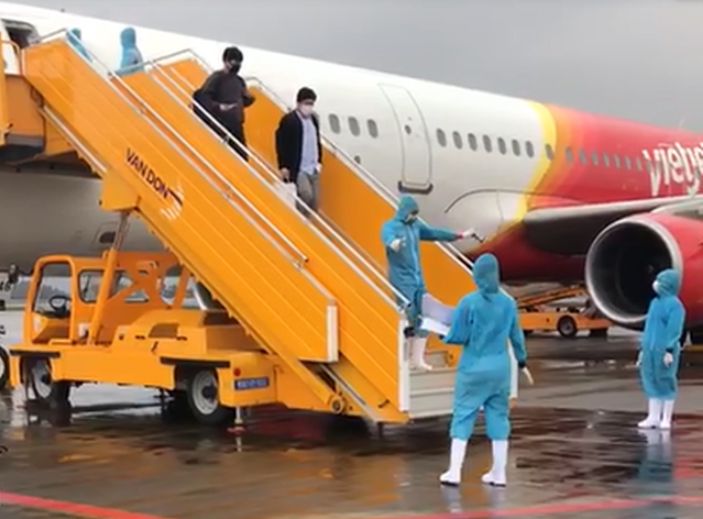 Một chuyến bay đặc biệt đón người Việt Nam từ vùng dịch Hàn Quốc về nước hồi đầu tháng 3.