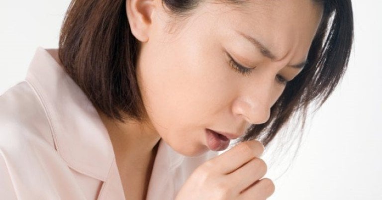 Sốt kèm đau họng là bị bệnh gì?