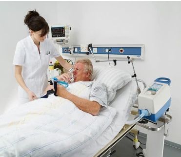 Hỗ trợ hô hấp cho bệnh nhân tại Vinmec