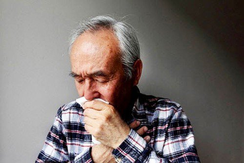 Các thuốc ức chế men chuyển có thể gây ho ở người cao tuổi