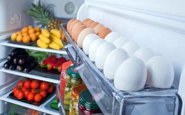 Trứng gà, vịt trong tủ lạnh
