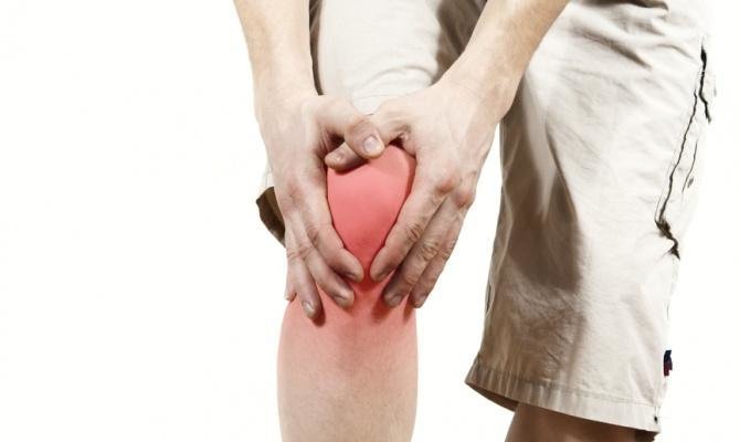 Có cách nào giảm đau ở chân và đầu gối do chạy thận không?