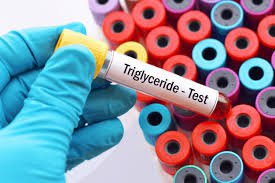 Có chỉ số Ery 150 và Triglycerid 1,74 có nguy hiểm không và cần làm thêm xét nghiệm gì?