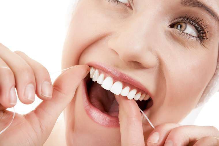 Trong quá trình điều trị ung thư cần chăm sóc răng miệng thật kỹ