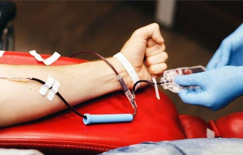 Rút máu điều trị đa hồng cầu