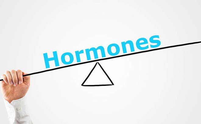 Nồng độ hormone là một trong các nguyên nhân đau vú