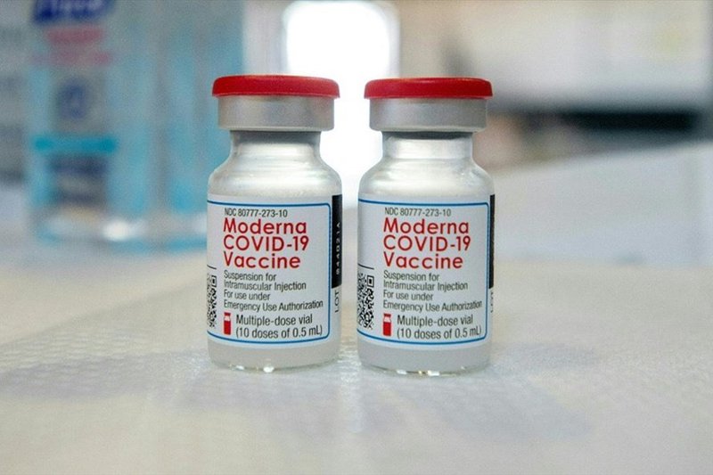vắc xin moderna