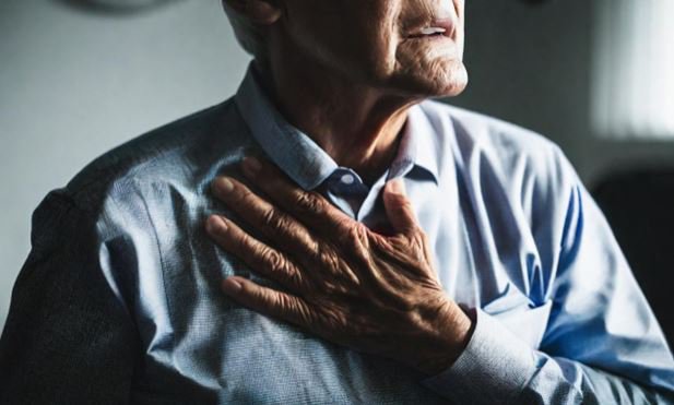 Bệnh xơ cứng động mạch có thể gây ra nhồi máu cơ tim cùng nhiều biến chứng tim mạch nguy hiểm khác