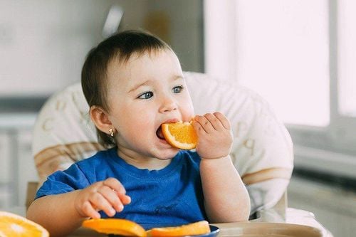 When can children eat oranges?
