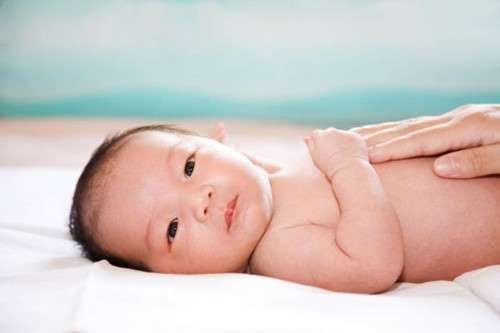 When should a baby be circumcised?