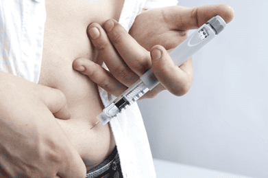 
Tiêm insulin điều trị bệnh đái tháo đường
