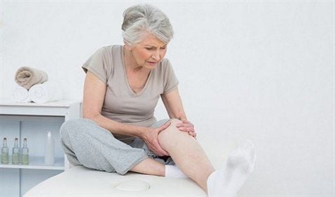 Consequences of falls in the elderly