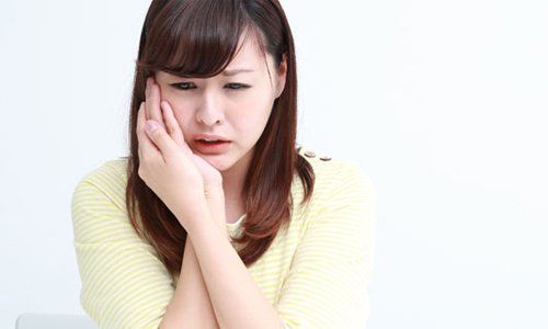Sưng và đau răng hàm, sốt nhẹ là bị sao? Chữa trị thế nào?