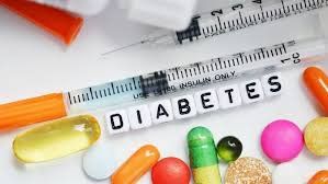 
Có thể dùng insulin ngay từ lần khám đầu tiên nếu mức HbA1C trên 9% mà mức glucose máu lúc đói trên 15mmol/l
