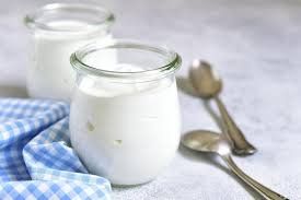 Should People with Stomach Pain Consume Yogurt?