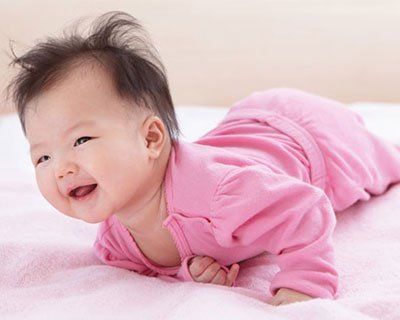 Trẻ 4 tháng nặng 6kg và có biểu hiện chậm tăng cân có phải suy dinh dưỡng không?