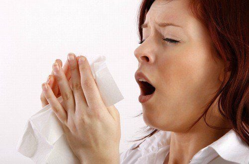 Can blowing your nose strongly cause an eardrum perforation?