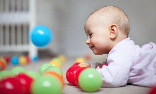 Warning signs of a toddler's physical retardation