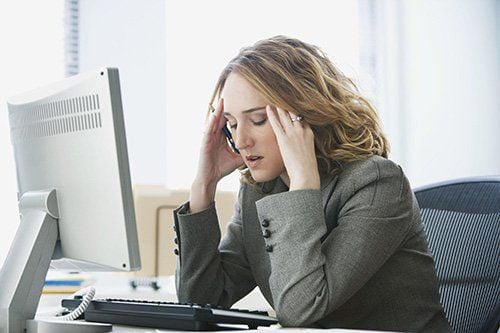 How does chronic stress affect diet?