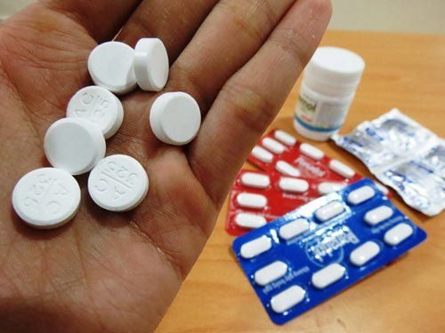 What is the difference between red and blue panadol?