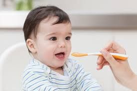 Bé 9 tháng tuổi đi ngoài mỗi lần mọc răng nên bổ sung men gì?