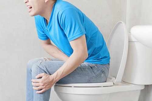 Tiêu chảy là triệu chứng sớm của bệnh Crohn