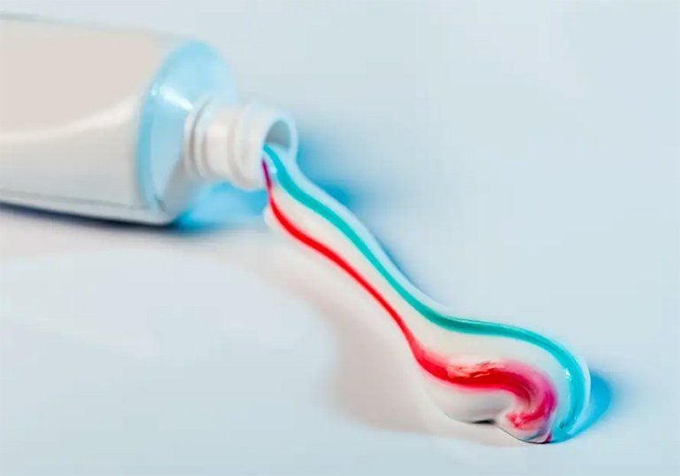 Is it possible to remove moles with toothpaste? | Vinmec