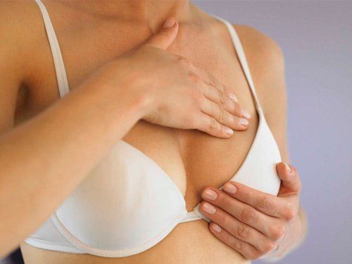 Is it okay to get itchy breasts after giving birth?