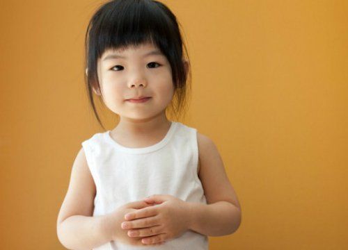 Answer the question: How much does a 3-year-old girl weigh?