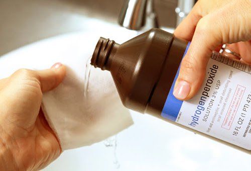 Antiseptic: When should not use hydrogen peroxide?