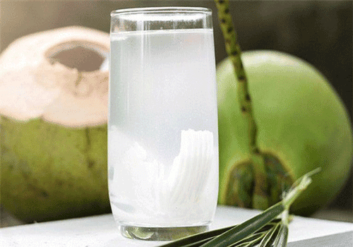 Is it beneficial for women to drink coconut water?