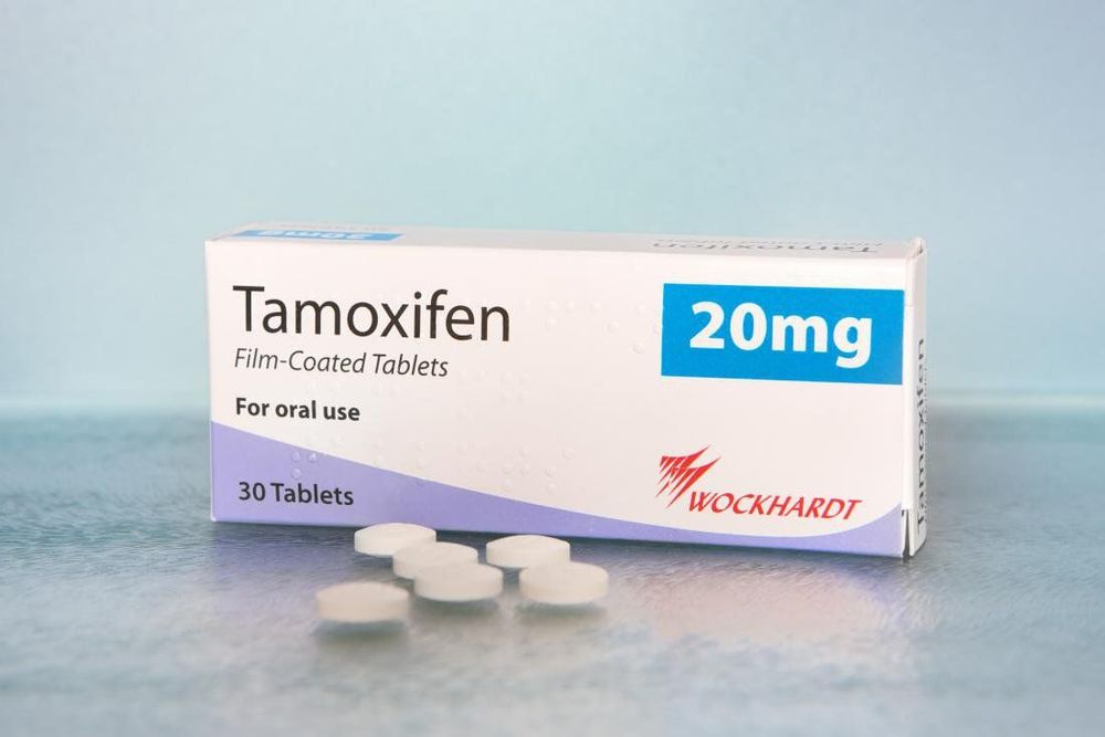 
Tamoxifen – là thuốc được dùng để điều trị cho bệnh nhân đã bị ung thư vú, tuy nhiên, mức độ giảm nguy cơ không rõ ràng đối với phụ nữ chưa từng bị ung thư vú
