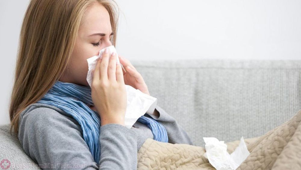 Các dấu hiệu của viêm mũi vận mạch có thể nặng hơn vào buổi sáng