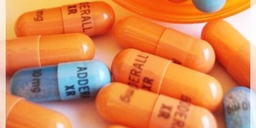 
Thuốc Adderall được sử dụng để điều trị chứng rối loạn tăng động giảm chú ý - ADHD
