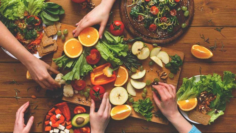 Trái cây và rau quả chứa nhiều vitamin và khoáng chất cần thiết cho một sức khỏe tốt
