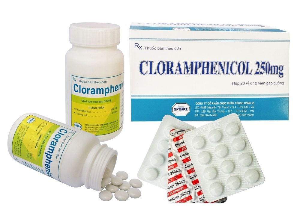 
Nhóm kháng sinh phenicol bao gồm 2 loại thuốc là thiamphenicol (là kháng sinh tổng hợp) và cloramphenicol
