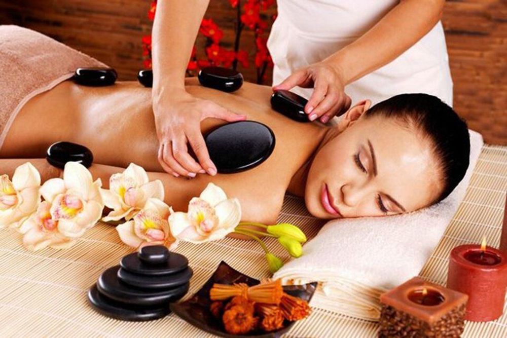 
Massage hàng ngày sau khi nâng ngực để có một bầu ngực căng đẹp
