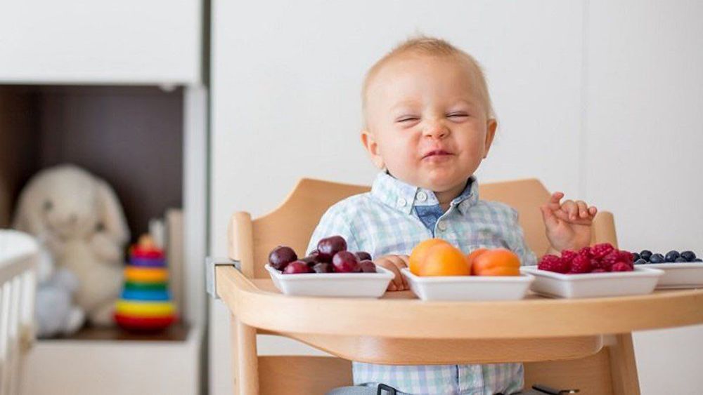 Giải đáp trẻ 7 tháng tuổi ăn được những hoa quả gì?