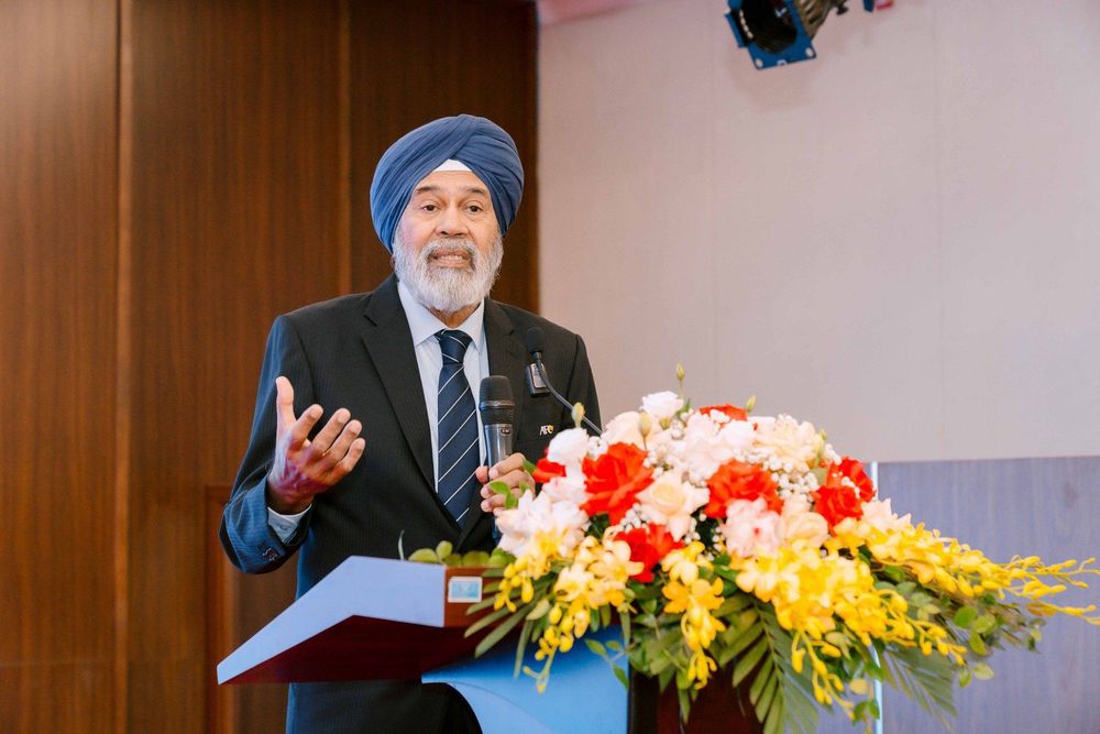 
Chủ tịch Hội đồng Y học AFC Dato' Gurcharan Singh
