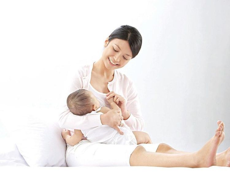 
Phương pháp điều trị tắc tia sữa hiệu quả là massage vú
