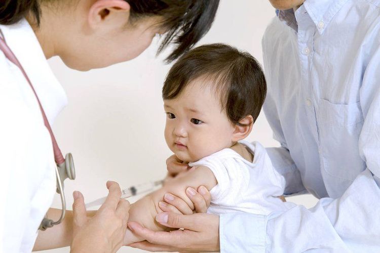 
CDC khuyến cáo trẻ nên tiêm 3 - 4 liều vắc xin Hib tùy thuộc vào nhãn hiệu, bắt đầu từ 2 tháng tuổi
