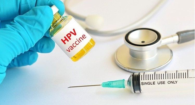 
Tiêm vaccine phòng ngừa HPV
